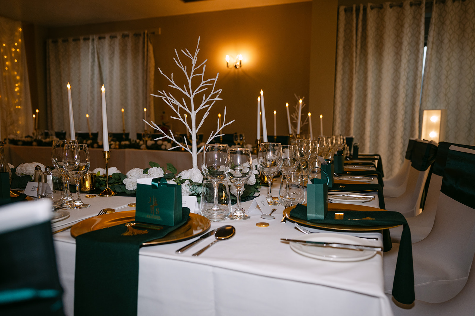 dinner setup at smiths hotel at gretna green