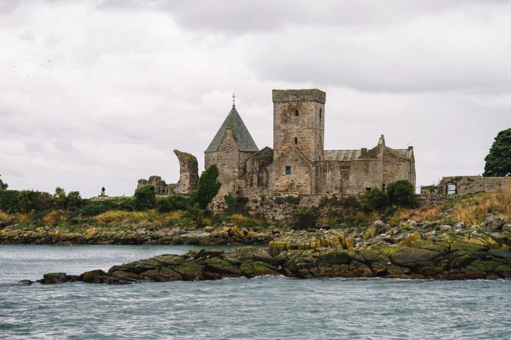 Ali and Barry Wedding at Inchcolm Island