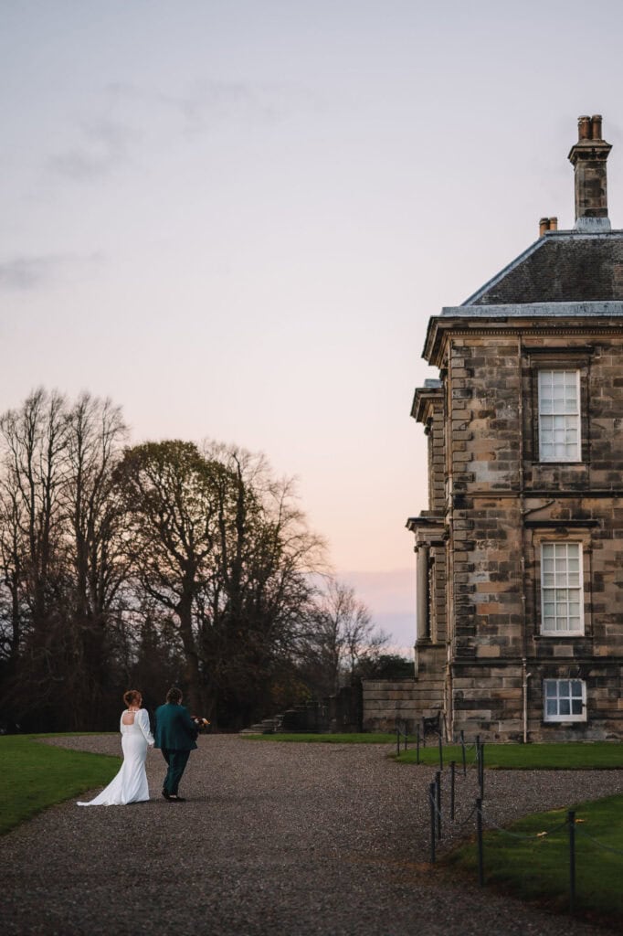grace and lucy hopetoun house sneak peeks