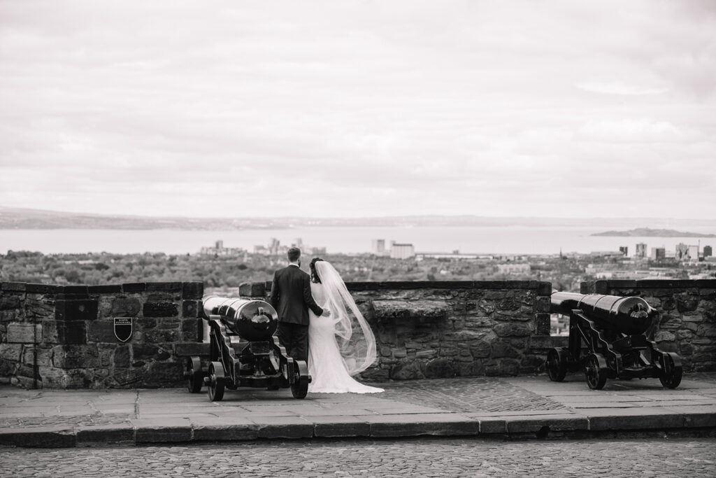 Jasmine and Thomas - Wedding at Edinburgh Castle