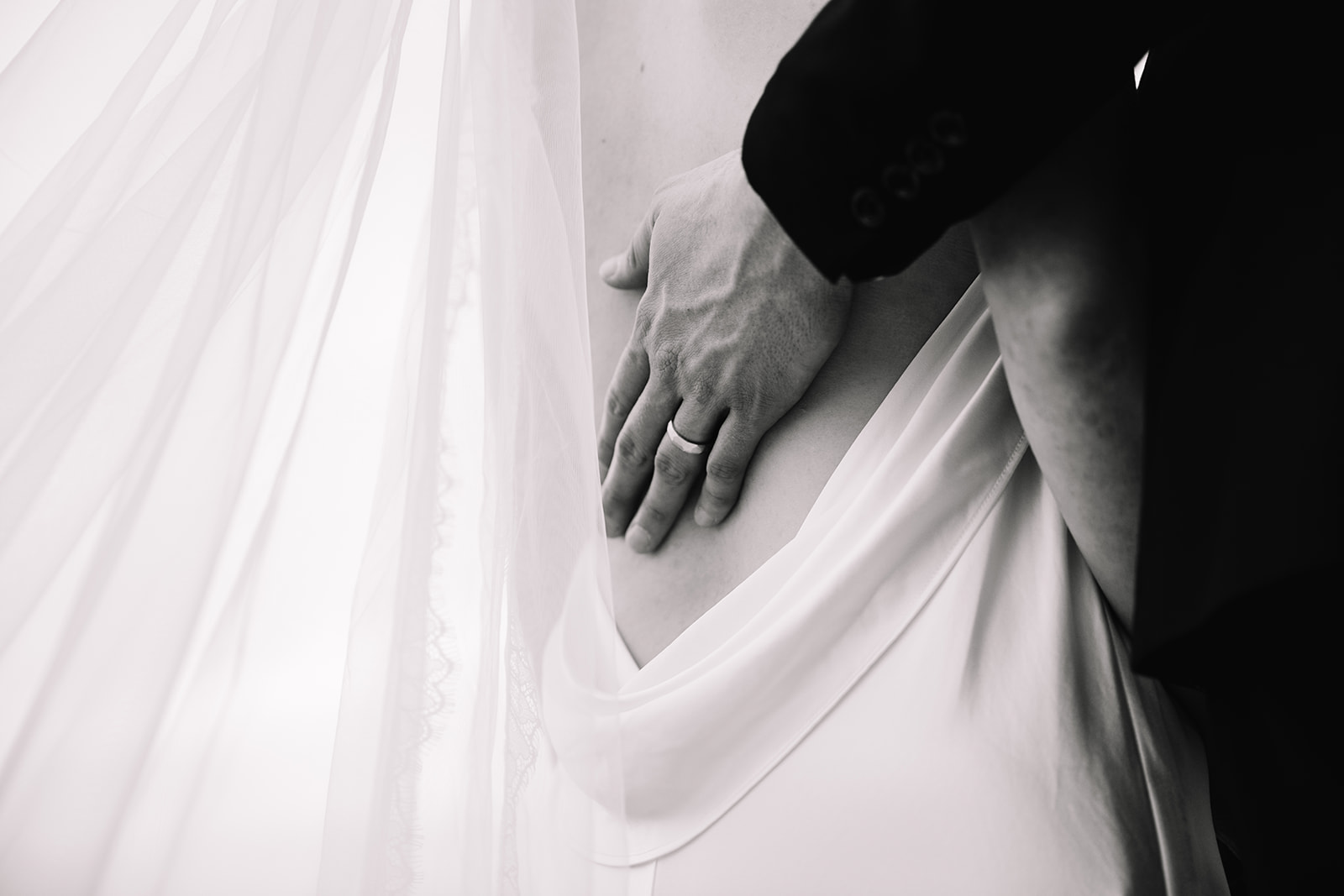Dom and Will Edinburgh Elopement ring