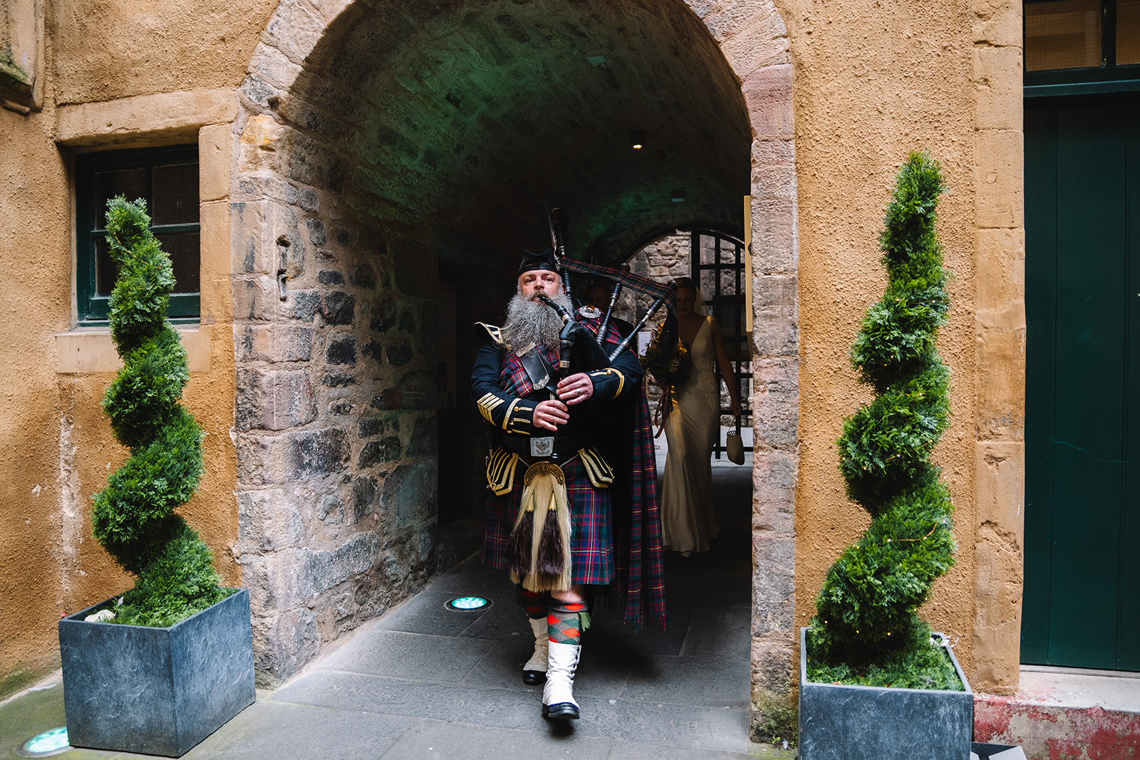 piper leads bridal party through riddles close