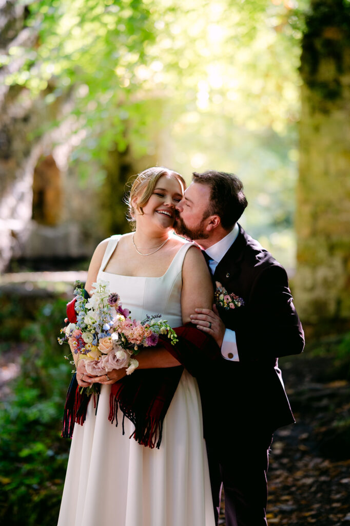 wedding couple in edinburgh