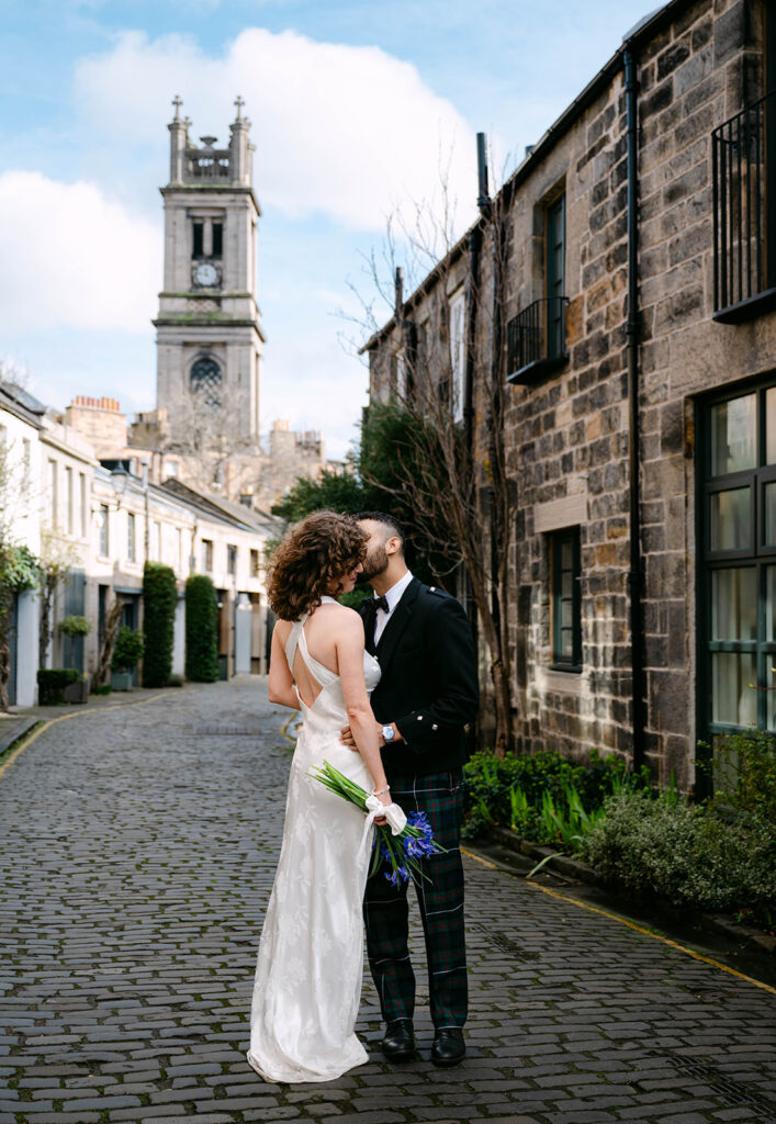 elopement photos at circus lane
