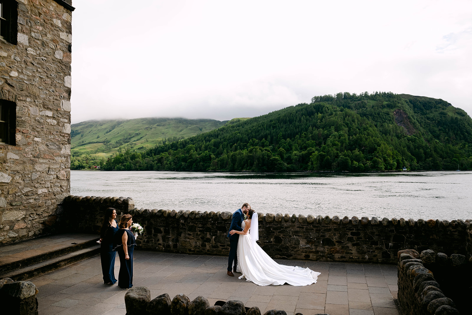 Ra'na and David eilean donan castle wedding