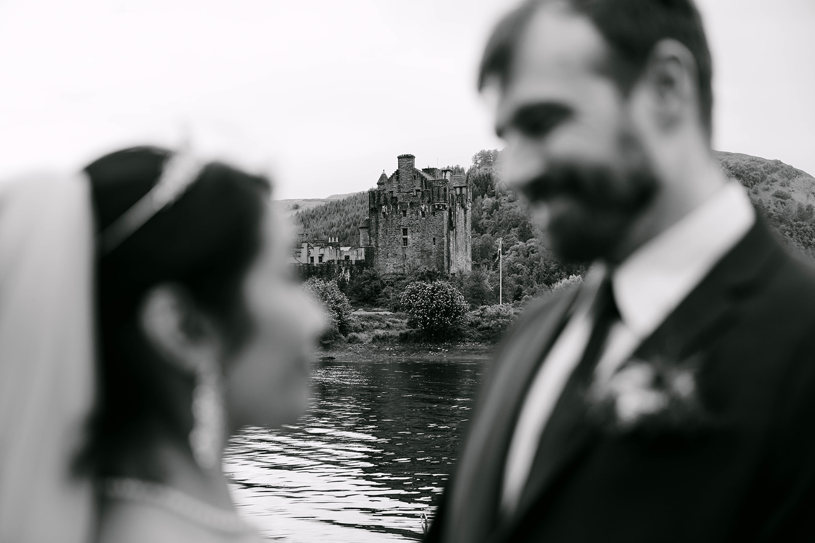 Ra'na and David eilean donan castle wedding